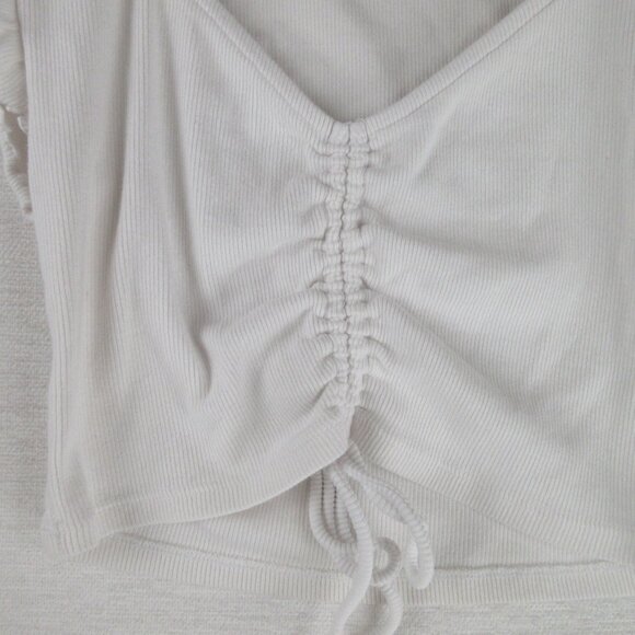 Zara Flutter Sleeve Crop Top Size M V neck - Picture 4 of 9